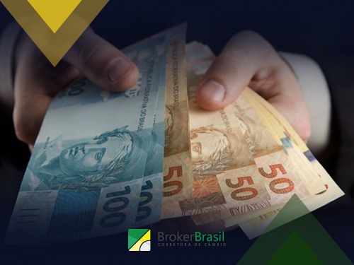 DÓLAR RENOVA RECORDE A R$ 5,40 COM CHANCE DE SELIC MENOR, MAS PETRÓLEO AMPARA BOLSAS